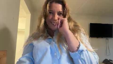 Ava online show from March 27, 11:26 pm