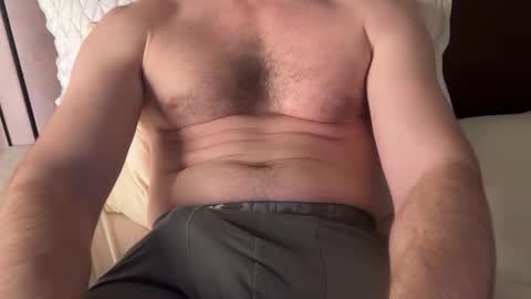 theonenextdoor1 online show from April 2, 3:26 am