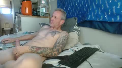 theoneyouwanttwofuck online show from January 18, 6:10 pm