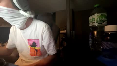 Snapshot of theothede19cm chatting on October 21, 8:42 pm theothede19cm online show from October 21, 8:42 pm