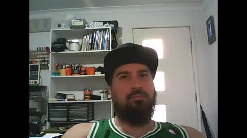 aussiebeard online show from February 3, 1:41 am