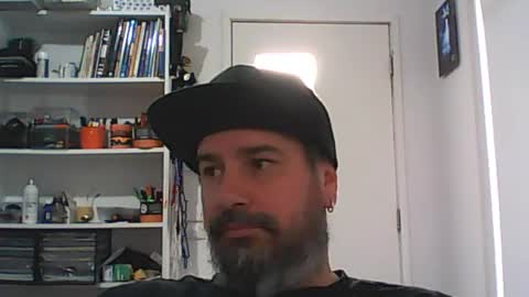 aussiebeard online show from June 27, 2:16 am