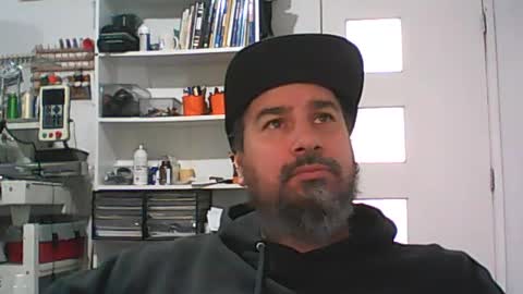 aussiebeard online show from July 12, 2:24 am