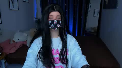 Snapshot of thepretty_kitty chatting on November 3, 1:56 pm thepretty_kitty online show from November 3, 1:56 pm