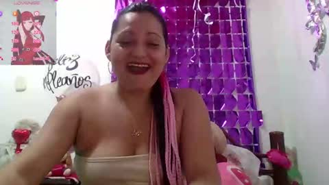 bella saritta online show from October 8, 11:02 pm