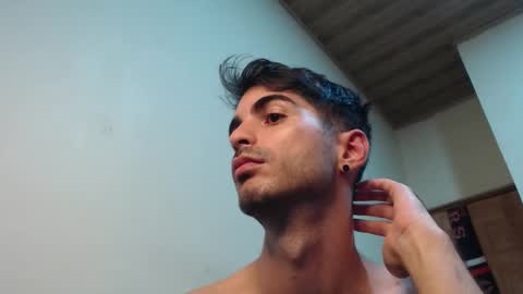 Snapshot of therazhanen chatting on September 22, 4:58 am Santiago Enrique online show from September 22, 4:58 am