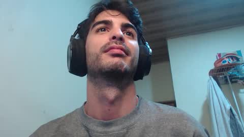 Snapshot of therazhanen chatting on November 2, 4:59 am Santiago Enrique online show from November 2, 4:59 am