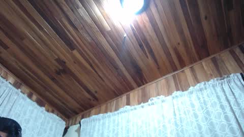 Snapshot of therazhanen chatting on December 22, 5:37 am Santiago Enrique online show from December 22, 5:37 am