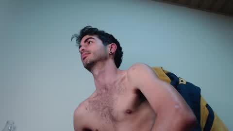 Santiago Enrique online show from February 5, 4:28 am