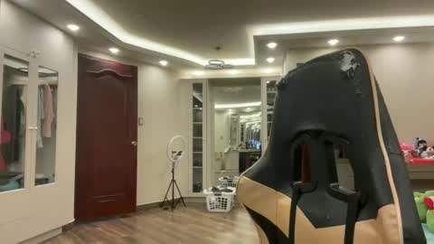 Snapshot of therealcamilabaddie chatting on November 18, 11:15 pm therealcamilabaddie online show from November 18, 11:15 pm