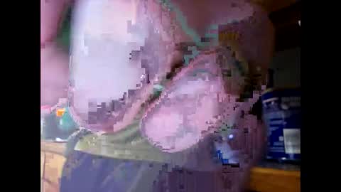 therizzler_1_of_1 online show from January 6, 1:48 pm