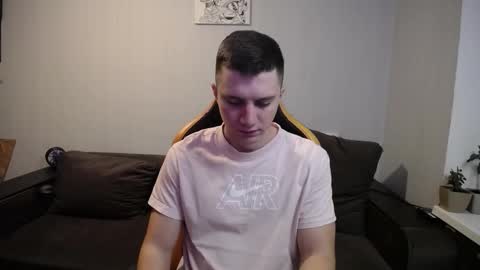 Nick   online show from December 21, 8:05 pm