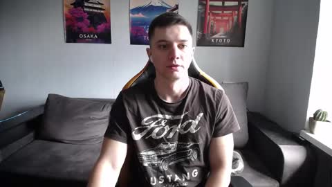 Nick   online show from April 11, 7:45 am