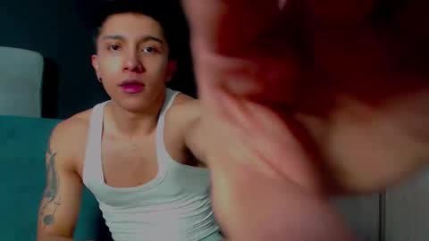 Snapshot of thesaint_xxx chatting on September 21, 9:11 am thesaint_xxx online show from September 21, 9:11 am