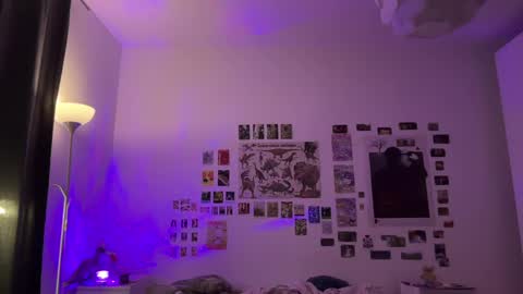 Snapshot of thesearchofgod chatting on December 25, 7:13 pm LISA online show from December 25, 7:13 pm