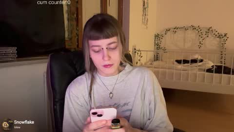 LISA                                            online show from February 3, 4:12 pm