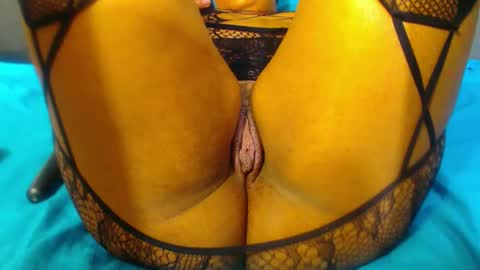 Snapshot of theshybaddie chatting on September 15, 7:14 pm theshybaddie online show from September 15, 7:14 pm