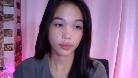 thessssy online show from April 13, 9:42 pm