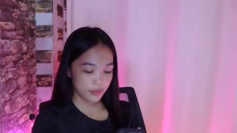 thessssy online show from April 14, 9:48 am