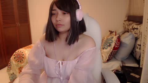 Snapshot of thetalkingbutt chatting on January 17, 9:28 am Mai online show from January 17, 9:28 am