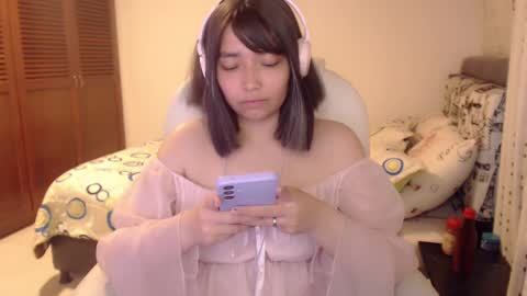 Snapshot of thetalkingbutt chatting on March 12, 2:20 am Mai online show from March 12, 2:20 am