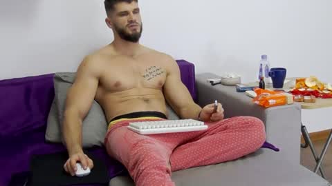 TheTop online show from December 10, 8:16 pm