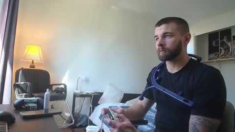 troy online show from February 25, 9:24 pm