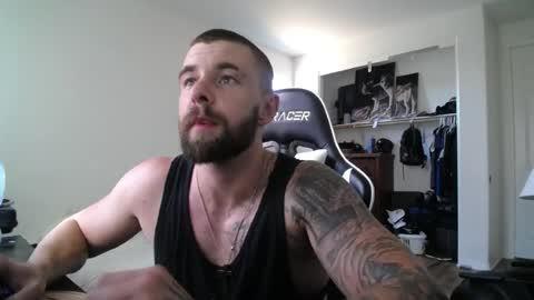 Snapshot of theufcfan_8181 chatting on June 14, 11:29 pm troy online show from June 14, 11:29 pm