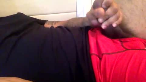 thevibez1 online show from April 19, 5:01 pm