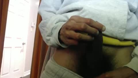 Snapshot of thewillofd976560 chatting on December 1, 1:21 am thewillofd976560 online show from December 1, 1:21 am