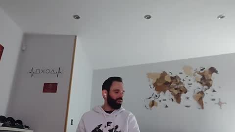 Snapshot of thewitcher69_ chatting on January 6, 2:03 pm thewitcher69_ online show from January 6, 2:03 pm