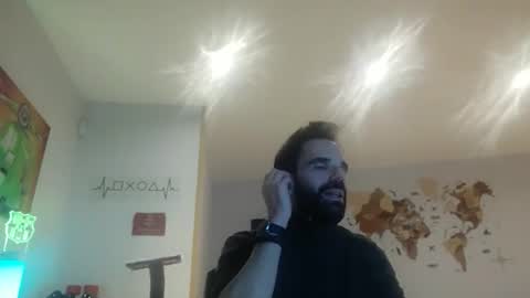 Snapshot of thewitcher69_ chatting on December 18, 10:16 pm thewitcher69_ online show from December 18, 10:16 pm