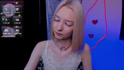 Snapshot of they_came_from_saturn chatting on July 29, 6:50 pm they_came_from_saturn online show from July 29, 6:50 pm