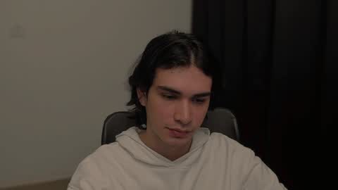 Snapshot of thiaan__ chatting on January 29, 1:16 am thiaan__ online show from January 29, 1:16 am