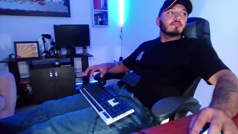 thiago_420 online show from May 15, 11:01 pm