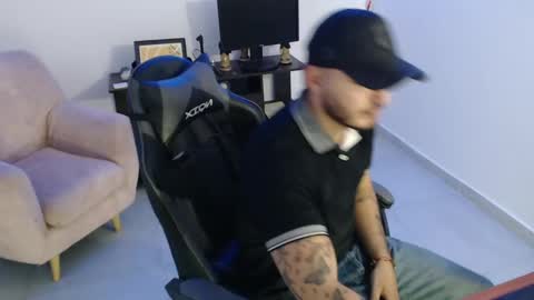 thiago_420 online show from June 3, 11:21 pm