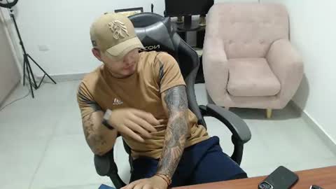 thiago_420 online show from June 15, 11:18 pm