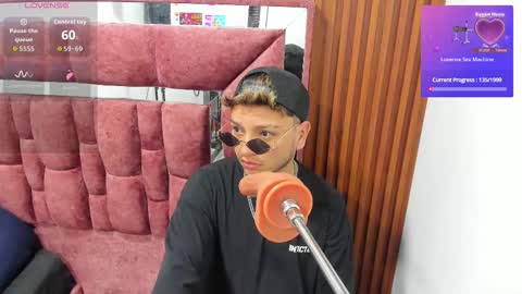 Snapshot of thiago_duvan chatting on December 20, 12:34 pm Thiago online show from December 20, 12:34 pm