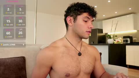 Just Thiago  online show from September 12, 4:40 pm