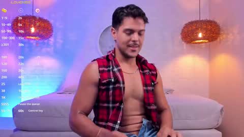 Snapshot of thiago_mercer chatting on September 9, 11:10 am Thiago online show from September 9, 11:10 am