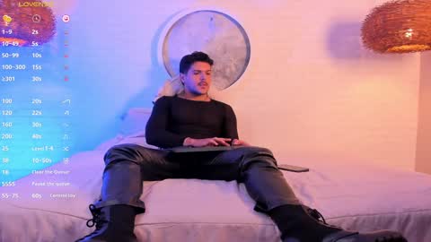 Snapshot of thiago_mercer chatting on September 11, 11:21 am Thiago online show from September 11, 11:21 am