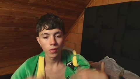 thiago_n_sam online show from October 21, 7:20 am