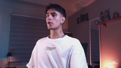 Snapshot of thiago_rockwell chatting on December 9, 9:28 am Thiago online show from December 9, 9:28 am