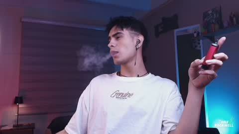 Snapshot of thiago_rockwell chatting on December 11, 1:15 am Thiago online show from December 11, 1:15 am