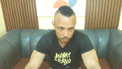 Snapshot of thiago_summers chatting on June 26, 2:54 pm Thiago Summers online show from June 26, 2:54 pm