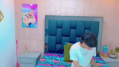 thiago_twink38 online show from October 22, 4:13 am