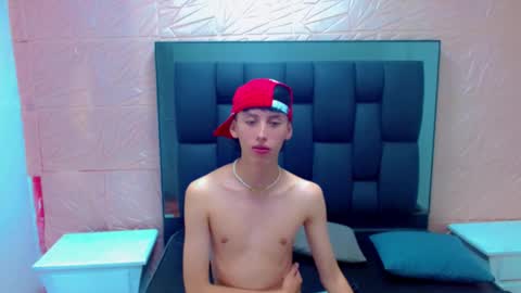 thiago_twink38 online show from February 11, 8:30 am
