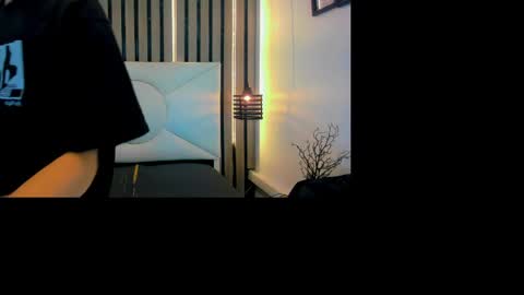 thiago_twink38 online show from April 14, 3:34 am
