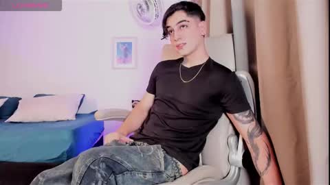 Thiago Winteer online show from March 29, 2:22 am