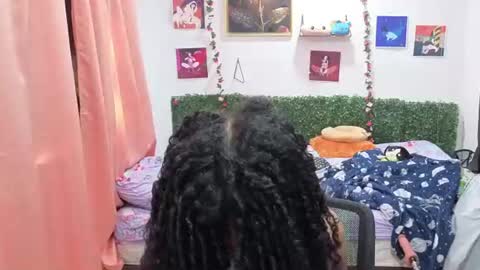 thiana_horny online show from July 9, 2:21 pm